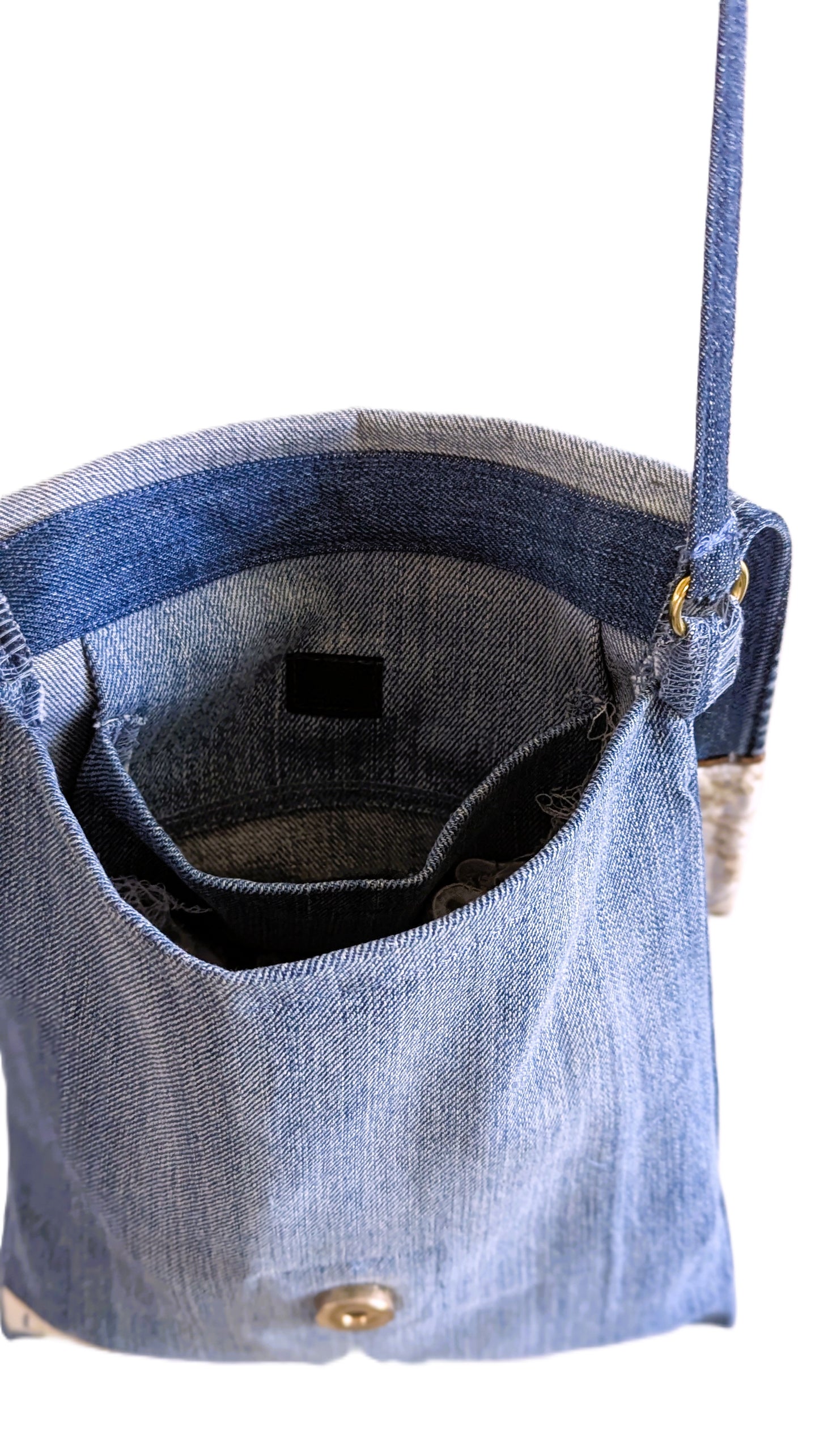 Whitegold Messenger Bag