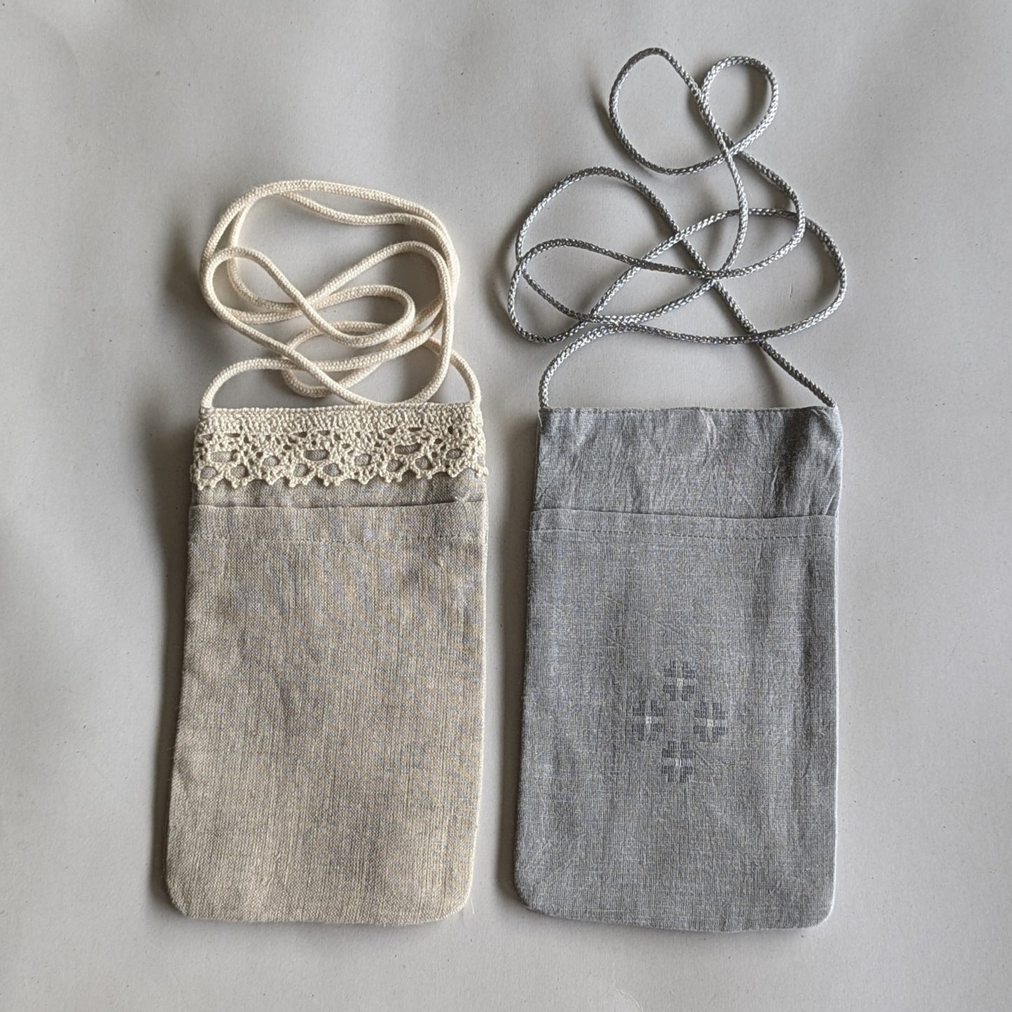 Classy Water -Sustainable Mobile Pouches - Set of 2