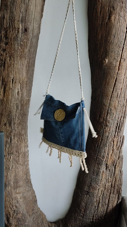 Maze - A Sustainable  Sling Bag